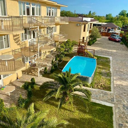 Mini Hotel Diva Alakhadzi Exterior photo