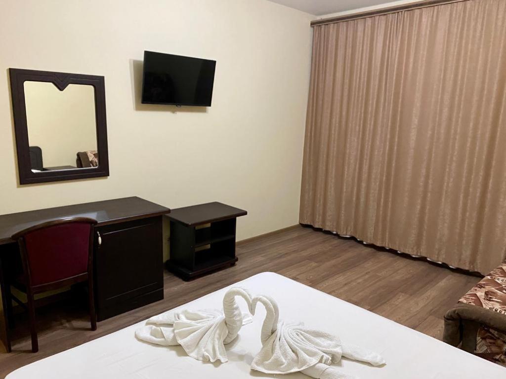 Mini Hotel Diva Alakhadzi Exterior photo